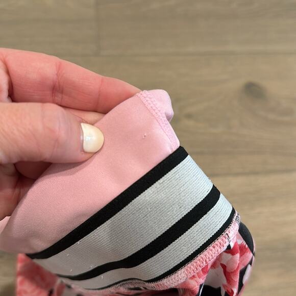 NIKE Girls Pink Black Dri-Fit Floral Abstract Printed Tight Fit Leggings Size L - Picture 11 of 14